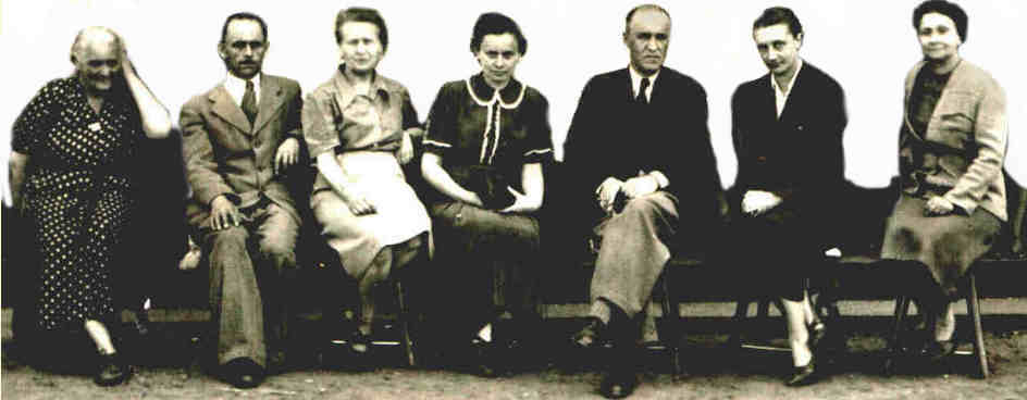 Lehrer der Schule Nr.22 im Jahre 1951. 